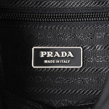 画像をギャラリービューアに読み込む, PRADA プラダ Shoulder Bag ショルダーバッグ Nylon ナイロン Black ブラック シルバー金具 美品 中古 4a001189