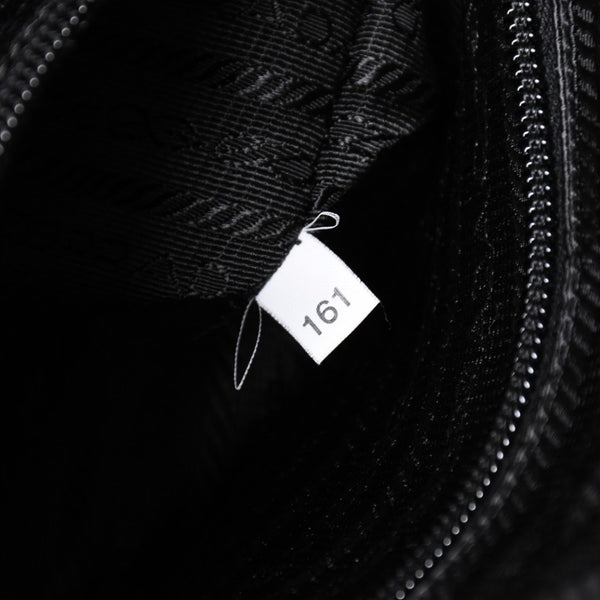 PRADA プラダ Shoulder Bag ショルダーバッグ Nylon ナイロン Black ブラック シルバー金具 美品 中古 4a001189