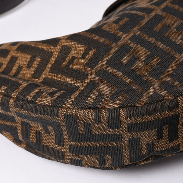 FENDI フェンディ マンマバケット ワンショルダーバッグ ズッカキャンバス 0916321001 ブラウン 美品 中古 4a001152