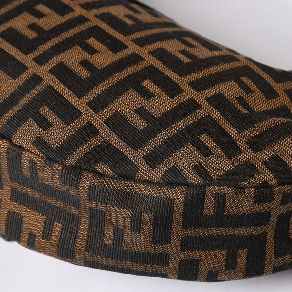 FENDI フェンディ マンマバケット ワンショルダーバッグ ズッカキャンバス 0916321001 ブラウン 美品 中古 4a001152