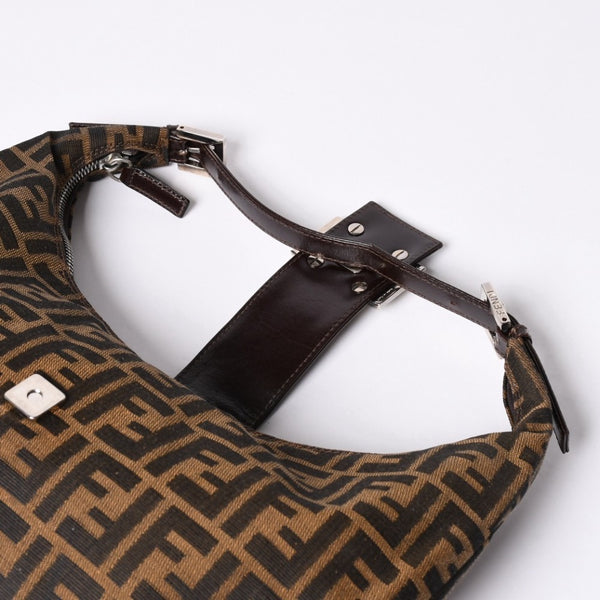 FENDI フェンディ マンマバケット ワンショルダーバッグ ズッカキャンバス 0916321001 ブラウン 美品 中古 4a001152