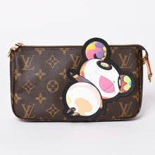 画像をギャラリービューアに読み込む, 新品未使用品 LOUIS VUITTON ルイヴィトン LV×TM モノグラムパンダ ポシェットアクセソワール M13440 村上隆 ポーチ ブラウン 中古 4a001470