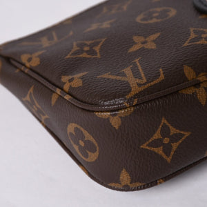 New unused item LOUIS VUITTON LV×TM Monogram Panda Pochette Accessoire M13440 Takashi Murakami Pouch Brown Used 4a001470