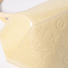 画像をギャラリービューアに読み込む, 極美品 LOUIS VUITTON ルイヴィトン シャーウッドPM ヴェルニライン ハンドバッグ M91491 アイボリー ゴールド金具 中古 4a001608