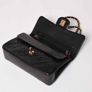 CHANEL シャネル マトラッセ23 Wフラップ Wチェーンショルダーバッグ A2500 3番台 ココマーク ラムスキン ブラック 美品 中古 4a001922