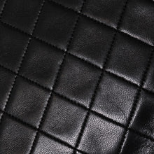 画像をギャラリービューアに読み込む, CHANEL シャネル チェーントートバッグ 1番台 ココマーク ラムスキン キルティング ブラック ゴールド金具 美品 中古 4a001635