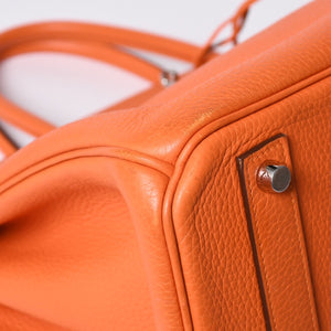Mint condition HERMES Birkin 40 handbag ◻R stamp, Togo leather, orange, silver hardware, 2014, pre-owned, item number 4a001462