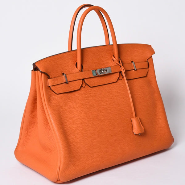 Mint condition HERMES Birkin 40 handbag ◻R stamp, Togo leather, orange, silver hardware, 2014, pre-owned, item number 4a001462