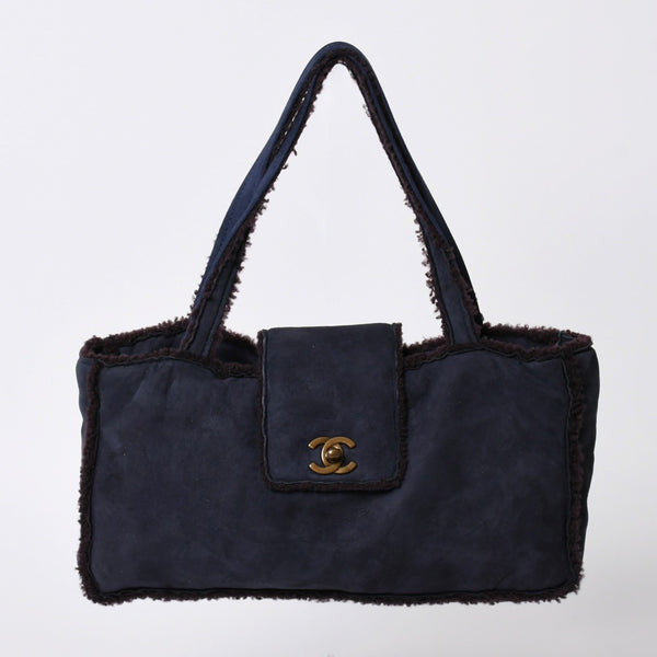 極美品 CHANEL シャネル ムートン シアリング ワンショルダーバッグ 5番台 ココマーク ヌバック アンティークゴールド金具 中古 4a001676