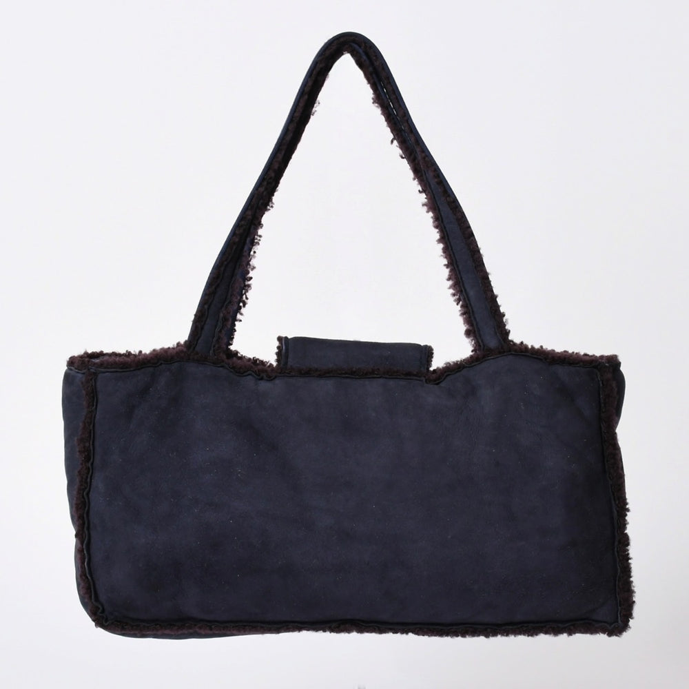 極美品 CHANEL シャネル ムートン シアリング ワンショルダーバッグ 5番台 ココマーク ヌバック アンティークゴールド金具 中古 4a001676