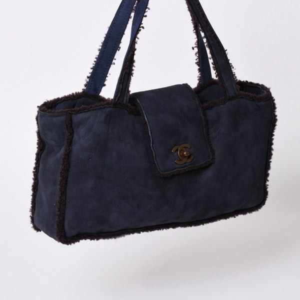 極美品 CHANEL シャネル ムートン シアリング ワンショルダーバッグ 5番台 ココマーク ヌバック アンティークゴールド金具 中古 4a001676