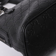 画像をギャラリービューアに読み込む, 極美品 GUCCI グッチ グッチシマ エンブレム 本革 2WAY ハンドバッグ ショルダーバッグ ブラック 341504 中古 4a001184