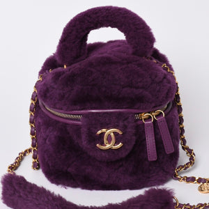 Very Good Condition CHANEL Coco Mark Vanity 2WAY Shoulder Bag Shearling 22AW AS3357 Purple Gold Hardware Used 4a001469
