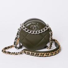 画像をギャラリービューアに読み込む, 新品未使用 CHANEL シャネル ショルダーバッグ チェーン 19 ココマーク ラムスキン ラウンド型 カーキ ゴールド金具 中古 4a001634