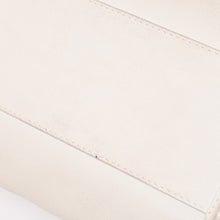Load image into Gallery viewer, Christian Dior クリスチャンディオール ハンドバッグ ホワイト シルバー金具 07-RU-1026 美品 中古 4a003031