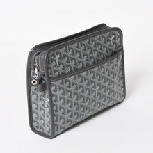Load image into Gallery viewer, 極美品 GOYARD ゴヤール ヘリンボーン ジュバンスMM クラッチバッグ グレー JOUVENMMLTY51CL51P 中古 4a004391