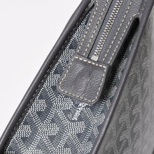 Load image into Gallery viewer, 極美品 GOYARD ゴヤール ヘリンボーン ジュバンスMM クラッチバッグ グレー JOUVENMMLTY51CL51P 中古 4a004391