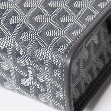 Load image into Gallery viewer, 極美品 GOYARD ゴヤール ヘリンボーン ジュバンスMM クラッチバッグ グレー JOUVENMMLTY51CL51P 中古 4a004391