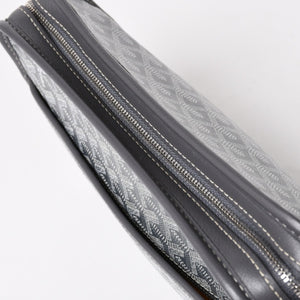 Very good condition GOYARD Herringbone Jouvance MM clutch bag Gray JOUVENMMLTY51CL51P Used 4a004391