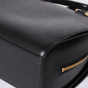Very good condition LOUIS VUITTON Epi Pont Neuf handbag M52052 Epi leather black gold hardware used 4a001684