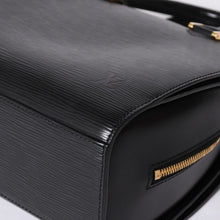 画像をギャラリービューアに読み込む, 極美品 LOUIS VUITTON ルイヴィトン エピ ポンヌフ ハンドバッグ M52052 エピレザー ブラック ゴールド金具 中古 4a001684