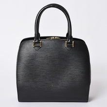 画像をギャラリービューアに読み込む, 極美品 LOUIS VUITTON ルイヴィトン エピ ポンヌフ ハンドバッグ M52052 エピレザー ブラック ゴールド金具 中古 4a001684