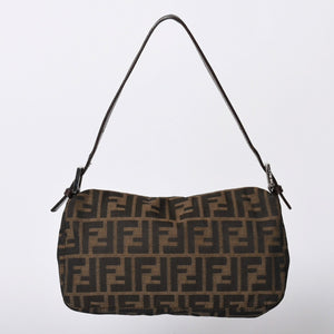 FENDI フェンディ マンマバケット ワンショルダーバッグ 26424 ブラウン ズッカ柄 総柄 シルバー金具 美品 中古 4a001693