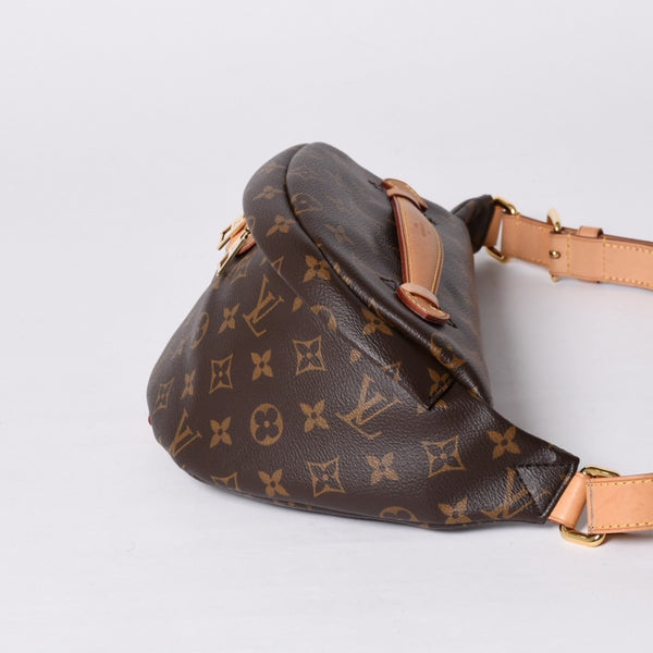 極美品 LOUIS VUITTON ルイ ヴィトン バムバッグMM ショルダーバッグ M43644 ブラウン モノグラムキャンバス レザー ゴールド金具 中古 4a001233