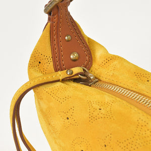 新品同様 LOUIS VUITTON ルイヴィトン ハンドバッグ オナタPM モノグラムスエード イエロー モノグラムマヒナ M95121 スエード 中古 4a001702