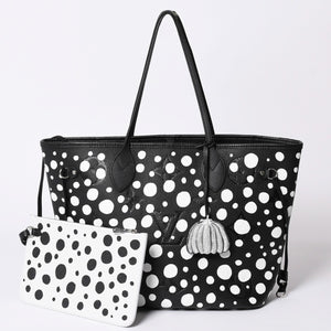 New and unused item LOUIS VUITTON Tote Bag Yayoi Kusama Never MM Monogram Empreinte Infinity Dot M46390 Leather Used 4a001436
