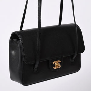 New and unused CHANEL 26SS Small Flap Bag Black Jenny's favorite Small flap bag Black Gold hardware Used 4a001715