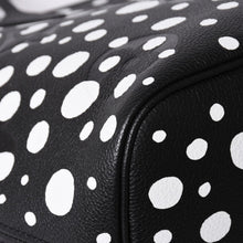 画像をギャラリービューアに読み込む, 新品未使用品 LOUIS VUITTON ルイヴィトン Tote Bag トートバッグ 草間彌生 ネヴァールMM モノグラム アンプラント インフィニティドット M46390 レザー 中古 4a001436