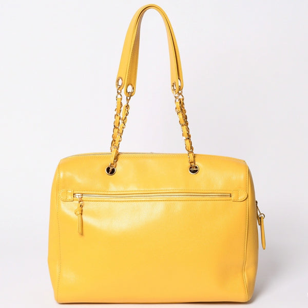 CHANEL シャネル チェーンワンショルダーバッグ 5番台 ココマーク ステッチ キャビアスキン イエロー 美品 中古 4a001235