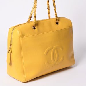 CHANEL シャネル チェーンワンショルダーバッグ 5番台 ココマーク ステッチ キャビアスキン イエロー 美品 中古 4a001235