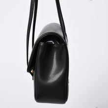 画像をギャラリービューアに読み込む, 新品未使用 CHANEL シャネル 26SS Small Flap Bag Black ジェニー愛用 スモール フラップバッグ ブラック ゴールド金具 中古 4a001715