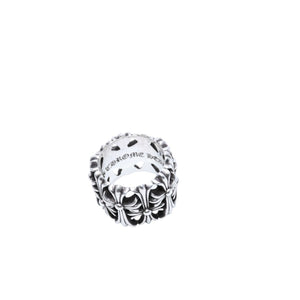 極美品 CHROME HEARTS クロムハーツ セメタリークロスリング 20.35g 17号 SV925 シルバー925 アクセサリー 指輪 美品 中古 4a001730