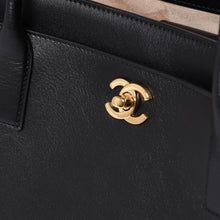 画像をギャラリービューアに読み込む, 新品未使用 CHANEL シャネル SMALL SHOPPING BAG スモール ショッピングバッグ トートバッグ AS6243 ランダム番台 ココマーク 中古 4a001769