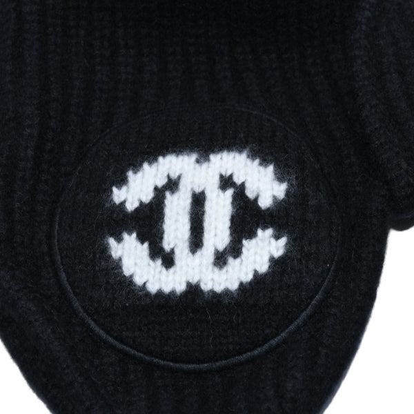 New and unused CHANEL 26AW Flight Cap Pilot Cap with Bonbon Knit Cap AAB271 Coco Mark Cashmere Silk Black Used 4a001770