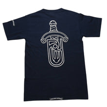 画像をギャラリービューアに読み込む, CHROME HEARTS クロムハーツ ユナイテッドアローズコラボTシャツ 半袖Tシャツ ポケットTシャツ ネイビー ダガーロゴ 美品 中古 4a001877