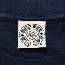 画像をギャラリービューアに読み込む, CHROME HEARTS クロムハーツ ユナイテッドアローズコラボTシャツ 半袖Tシャツ ポケットTシャツ ネイビー ダガーロゴ 美品 中古 4a001877