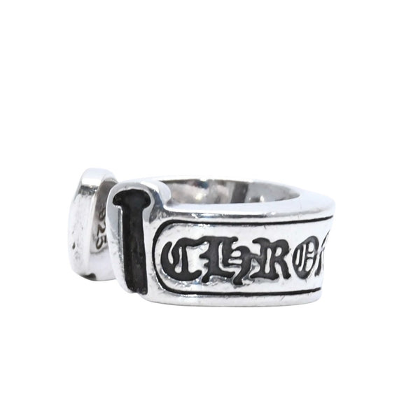 CHROME HEARTS LG SCROLL LABEL RING Large scroll label ring Weight approx. 10.53g Size 6 Silver 925 Good condition Used 4a001896