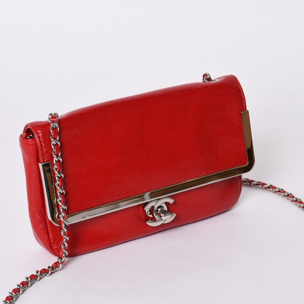 Very good condition CHANEL No. 11 Chain Shoulder Bag Red Silver hardware Silver Used 4a001912