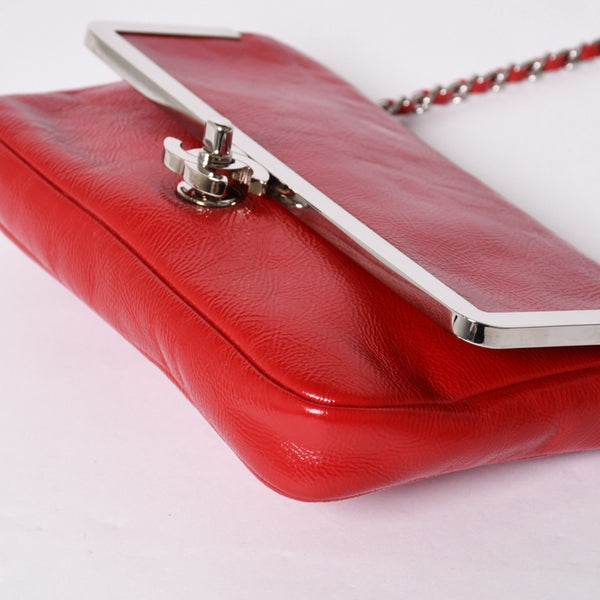 Very good condition CHANEL No. 11 Chain Shoulder Bag Red Silver hardware Silver Used 4a001912