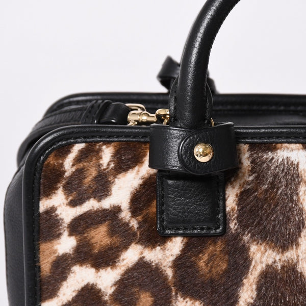 極美品 LOEWE ロエベ Amazona 23 アマソナ 23 2WAYバッグ 352.99.H71 レオパード ハラコ レザー ブラック ゴールド金具 中古 4a001652