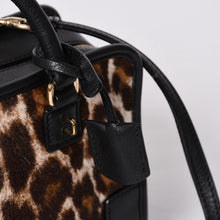 画像をギャラリービューアに読み込む, 極美品 LOEWE ロエベ Amazona 23 アマソナ 23 2WAYバッグ 352.99.H71 レオパード ハラコ レザー ブラック ゴールド金具 中古 4a001652