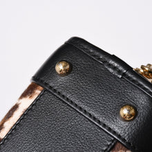画像をギャラリービューアに読み込む, 極美品 LOEWE ロエベ Amazona 23 アマソナ 23 2WAYバッグ 352.99.H71 レオパード ハラコ レザー ブラック ゴールド金具 中古 4a001652