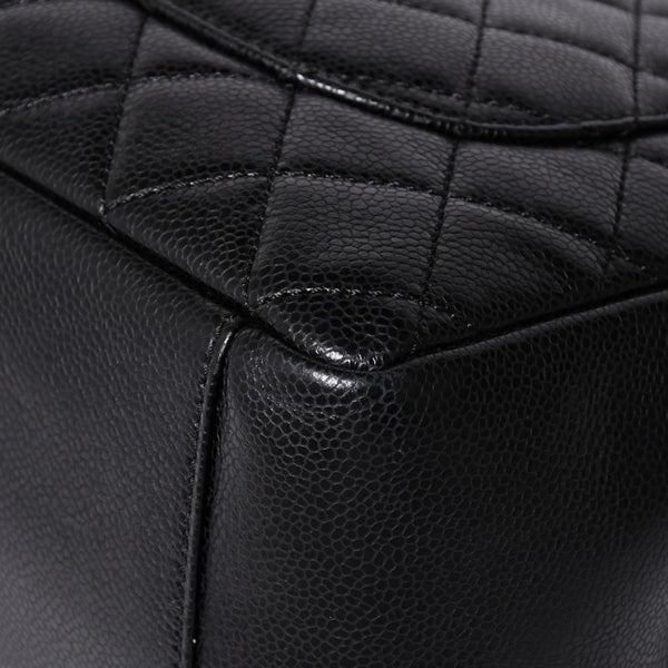Very Good Condition CHANEL GST Caviar Skin Matelasse Chain Tote Bag No. 18 Shoulder Bag Black Gold Hardware Used 4a001924