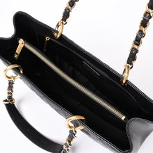 画像をギャラリービューアに読み込む, 極美品 CHANEL シャネル GST キャビアスキンマトラッセ チェーントートバッグ 18番台 ショルダーバッグ ブラック ゴールド金具 中古 4a001924