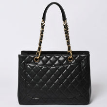 画像をギャラリービューアに読み込む, 極美品 CHANEL シャネル GST キャビアスキンマトラッセ チェーントートバッグ 18番台 ショルダーバッグ ブラック ゴールド金具 中古 4a001924