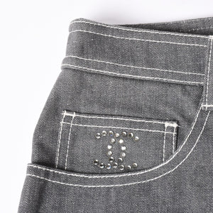 極美品 CHANEL シャネル フレアベルボトムデニムパンツ ココマーク ラインストーン グレー フレア ブーツカット P17693 ホワイトステッチ 中古 4a002149